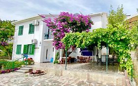 Vila Lucija